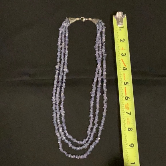 Lavender stone necklace - Picture 4 of 4